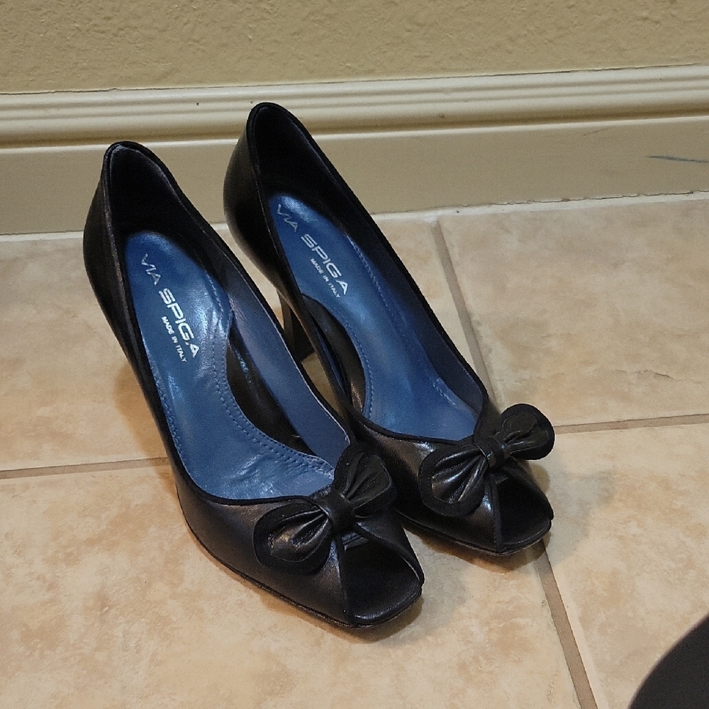 Via Spiga Black Bow Peep-Toe Heels